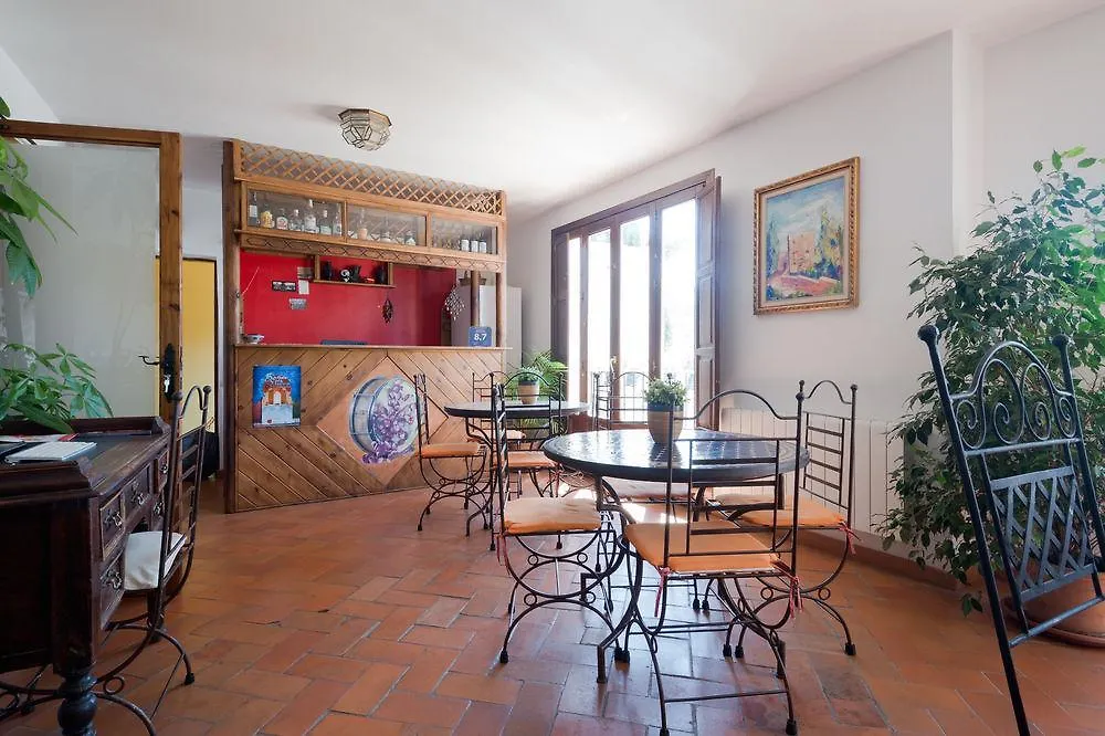 Casa Bombo Bed & Breakfast Granada 3*,