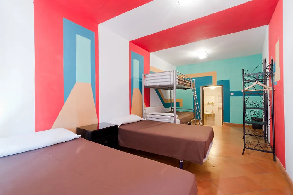 ***  Casa Bombo Panzió Granada Spanyolország