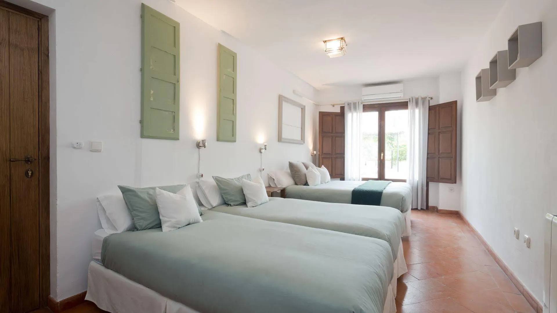 Casa Bombo Bed & Breakfast Granada