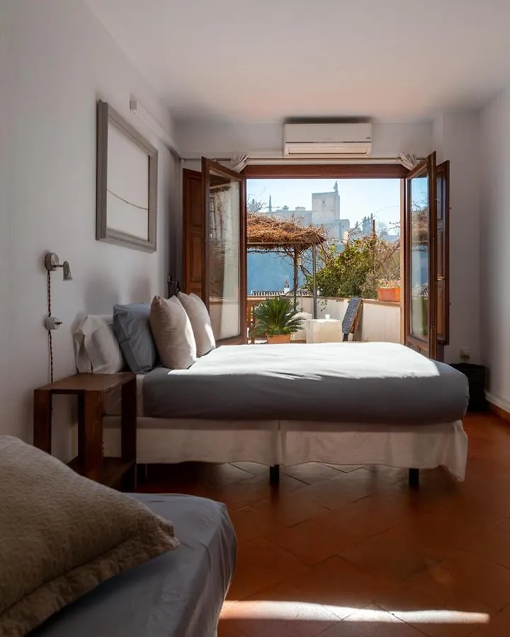 Casa Bombo Bed and Breakfast Granada Bed & Breakfast