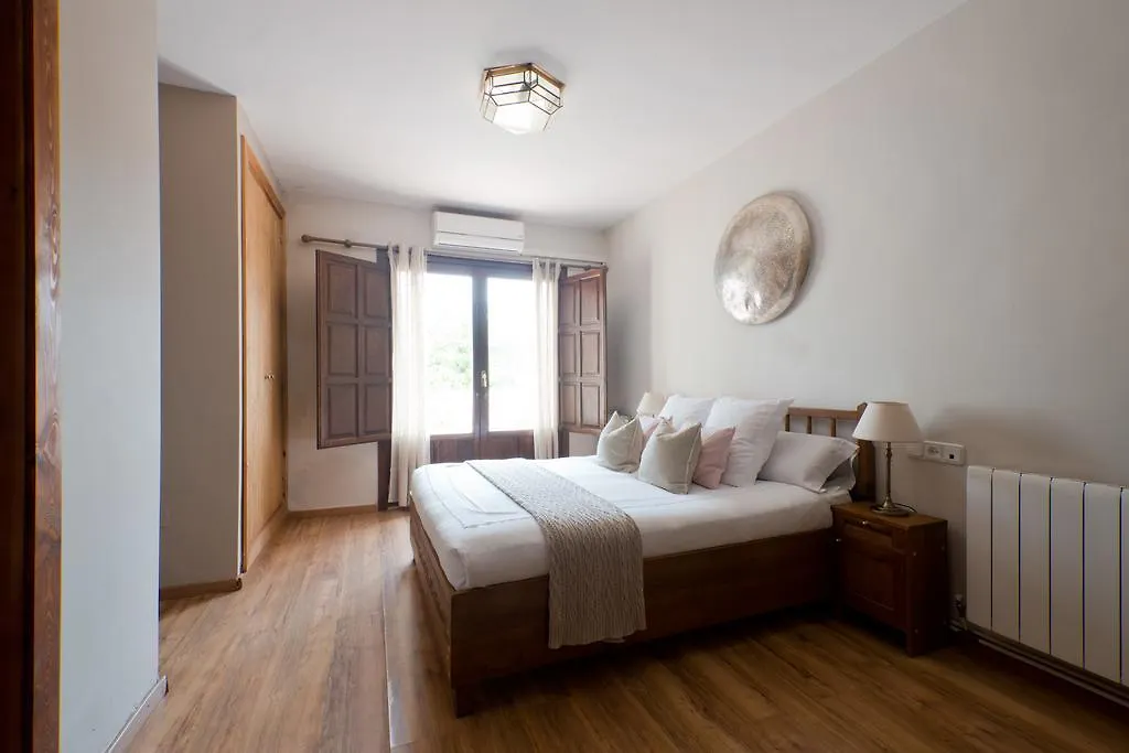 Casa Bombo Bed and Breakfast Granada