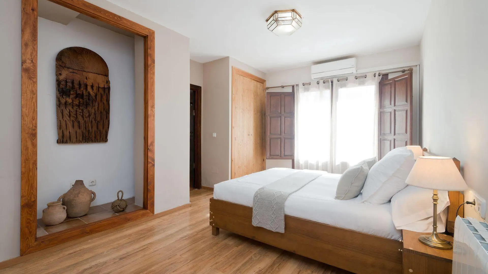 Casa Bombo Bed and Breakfast Granada