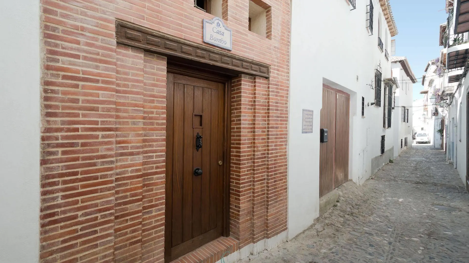 Casa Bombo Bed & Breakfast Granada