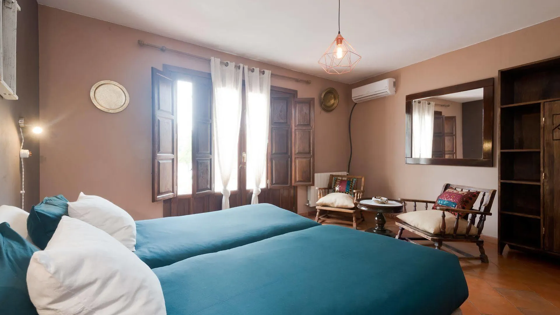 Casa Bombo Bed & Breakfast Granada
